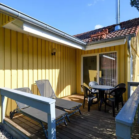 Moderner Mit Terrasse Im Mirow Ferienhaus *