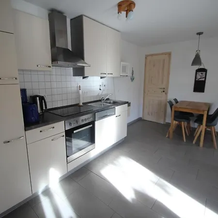 Moderner Mit Terrasse Im Mirow Feriehus *